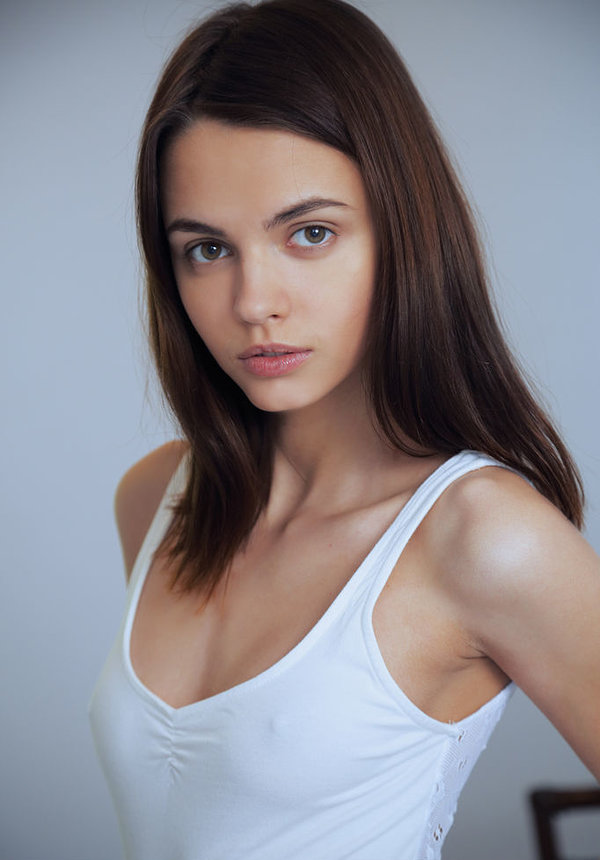 Нелюша, 20 лет, 1 размер груди